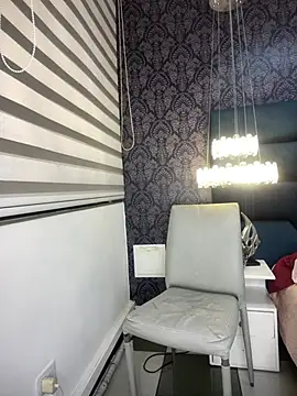 riri_brunnete's Live XXX Chat