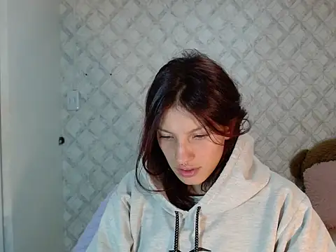 Emma-Wilson 即時 XXX 聊天