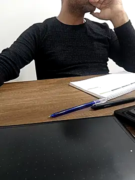 Yaman_33 Adlı Modelin Canlı XXX Sohbeti