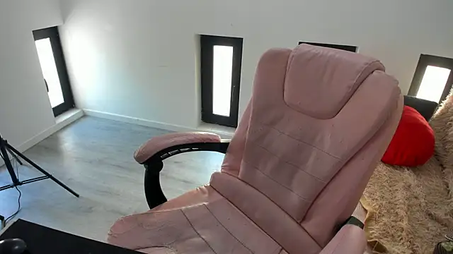 Dyana_Kaylinn's Webcam Show