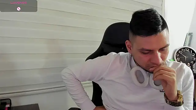 عرض كام Rick_Adams