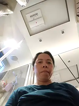 Chat XXX en directo de doggiepossession