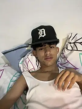 Show modela Stickmendez na web-kameri