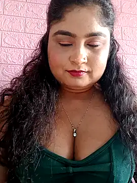 Show de hornyriyanka na webcam