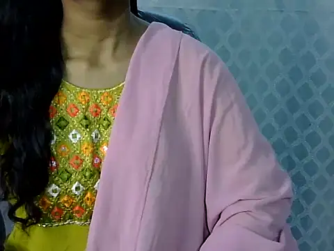 Muskan_N – Live XXX-chat