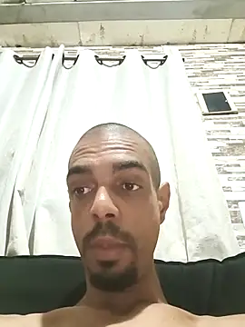 عرض كام Latrel7SPENCER