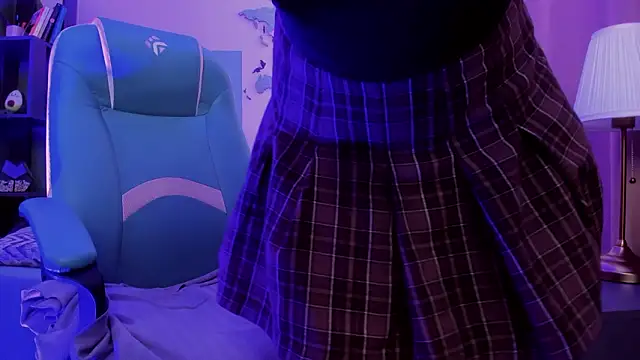 XXX chat uživo modela Emily_tender