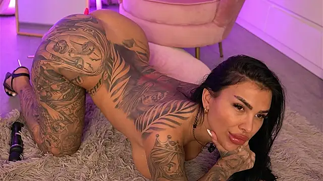 firesbomb777: онлайн-секс-чат