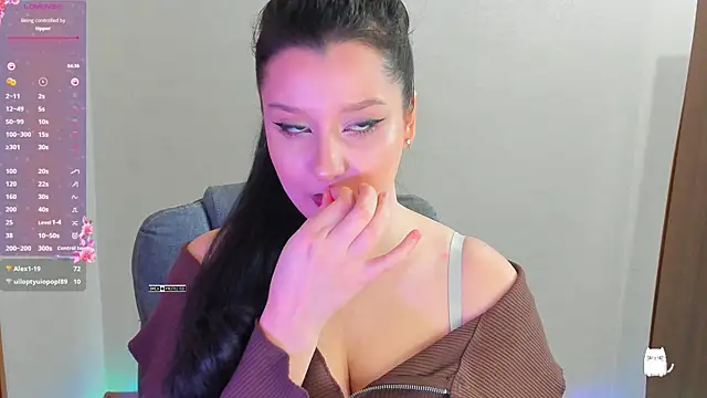 -Mishka-a's Live XXX Chat