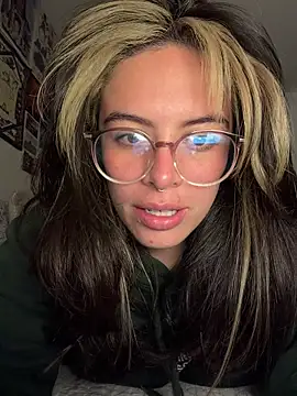 Katheerine Live XXX-chat