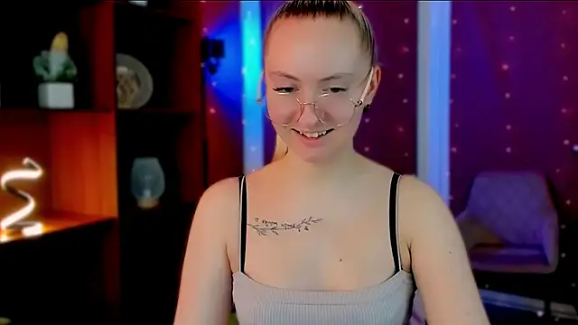 Chat XXX Live mila_glow1