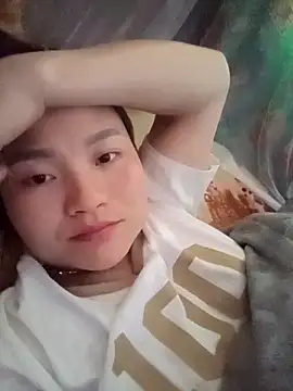 Lee-Thee Chat XXX in diretta