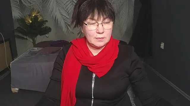 Show modela Tori_Twirl na web-kameri