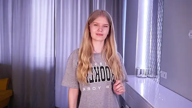 MelanyRuch Adlı Modelin Canlı XXX Sohbeti