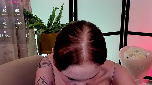 LianaFord's Live XXX Chat