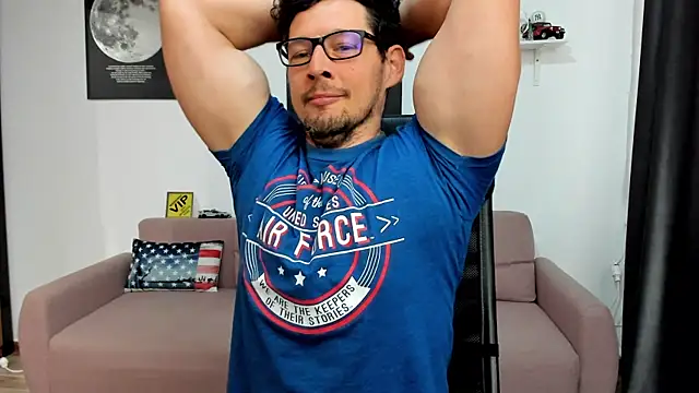 BrutusK08 Show Webcam