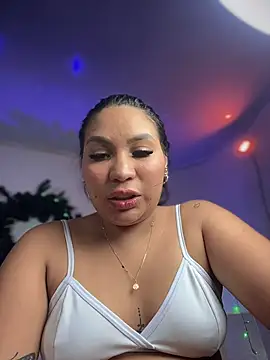 YaraXX1: вебкам-шоу