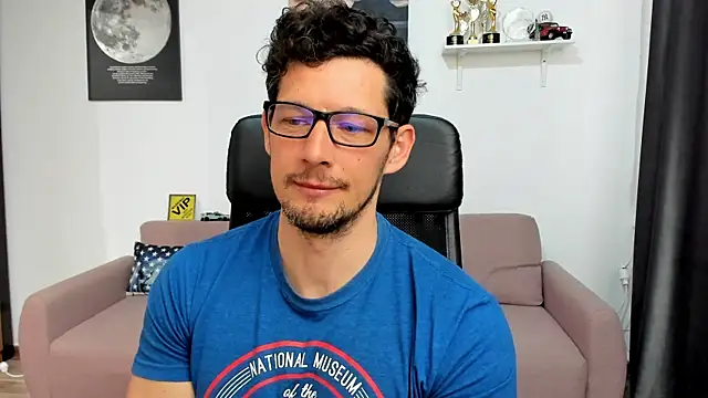 Show modela BrutusK08 na web-kameri