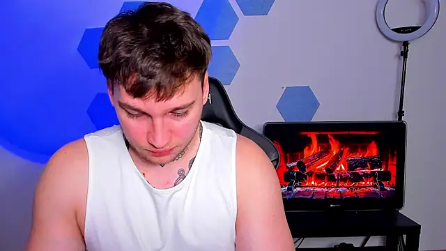 Онлайн чат XXX Chris_Tyson