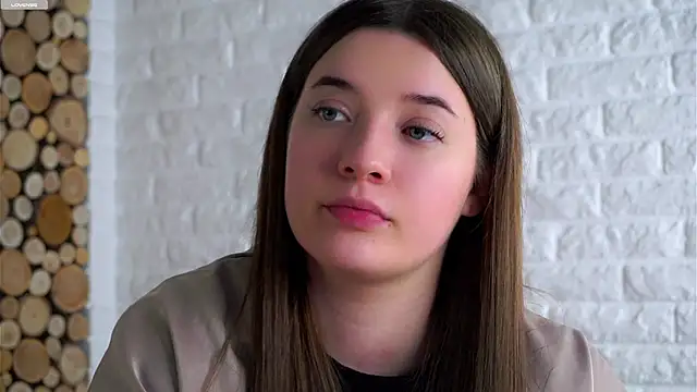 LowOncoming Chat XXX in diretta