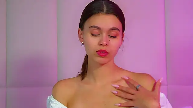 PollyLanders live XXX chat