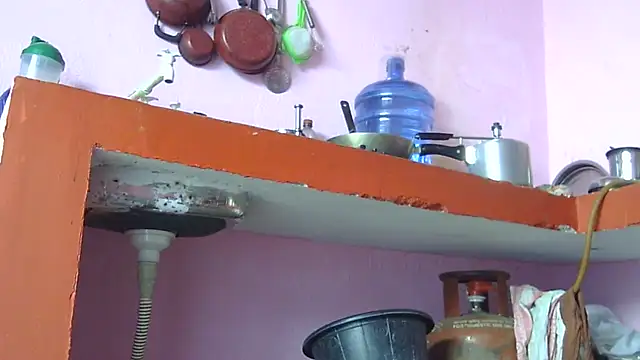 Sembang XXX Secara Langsung Pooja-suman