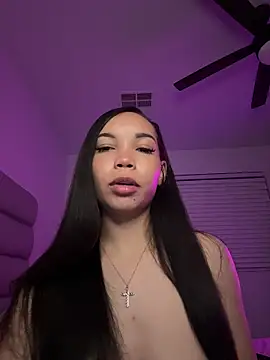 nikkiloveee live XXX chat