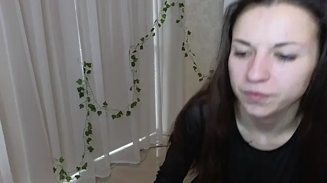 UlyanixのライブXXXチャット