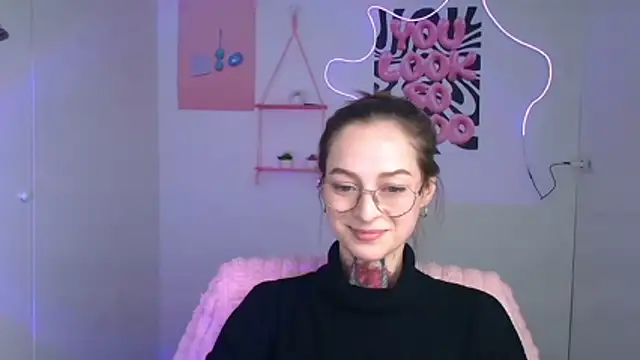 Esmi_Winter Chat XXX in diretta