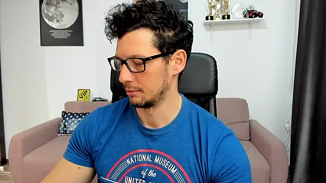 BrutusK08's Webcam Show