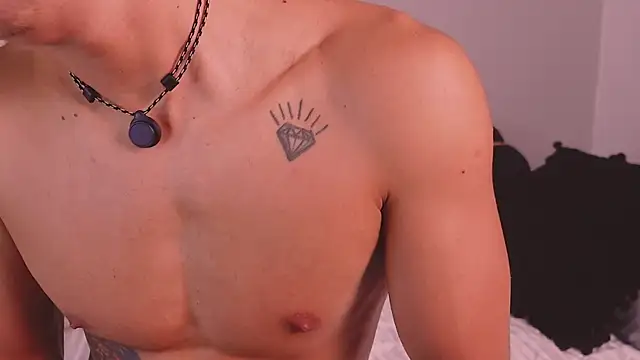 ErosKhaos' Live XXX Chat