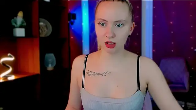 mila_glow1 Webcamshow