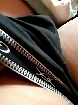 folkdam80's Live XXX Chat