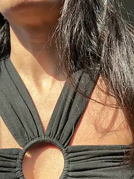 -OLYA- – Naživo XXX chat