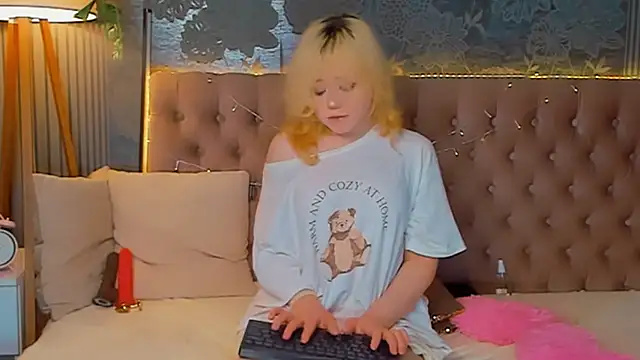 EmilyAngells: онлайн-секс-чат