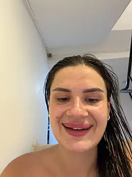 MiraReach Chat XXX live