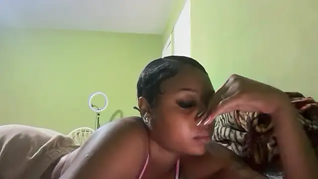 PrettyGirlMercedes 웹캠 쇼