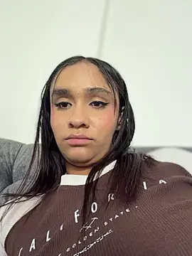 Isabella-Teenn Live XXX chat