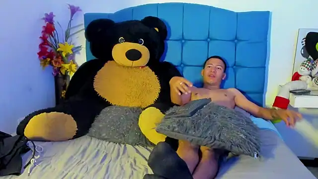 Lovers_Spicy Webcam show