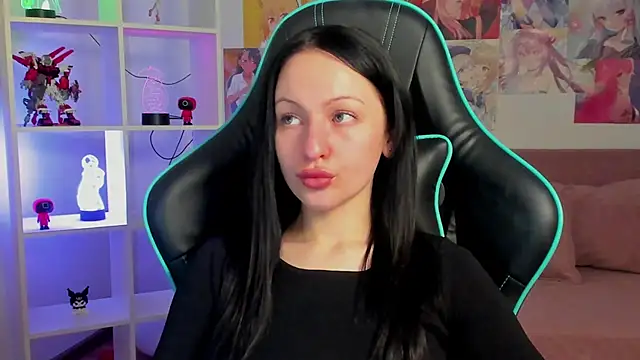 NaomiBlakes – Naživo XXX chat