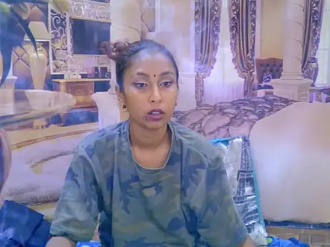 IndianSexyButt Live XXX Chat