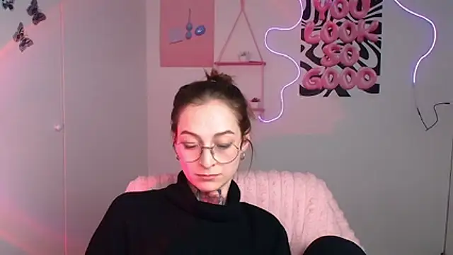 แชท XXX สดของ Esmi_Winter