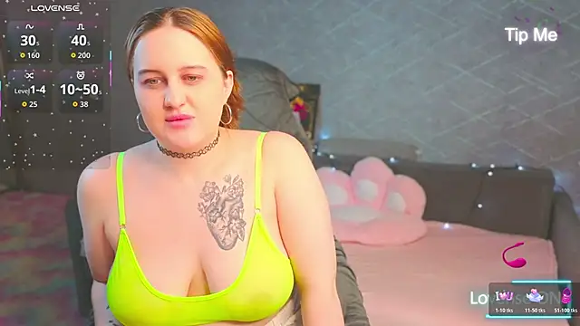 Chat +18 de Polly_Tingle ao vivo