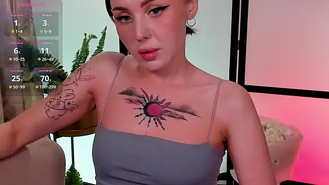 LianaFord: онлайн-секс-чат