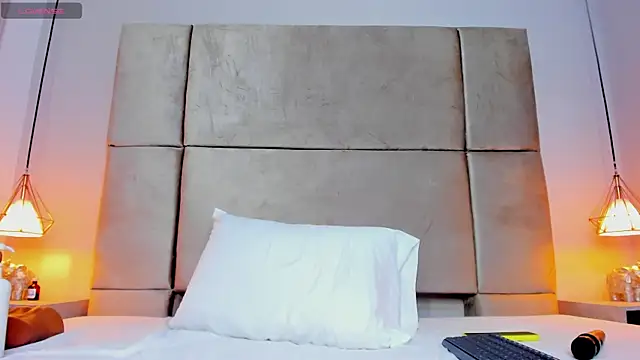 Онлайн чат XXX isabel_sofiaa