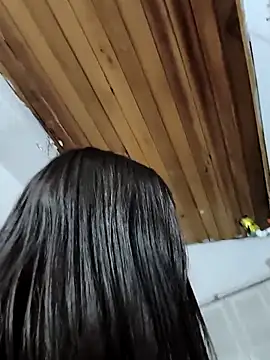 Tatiana18Strip Webcamshow