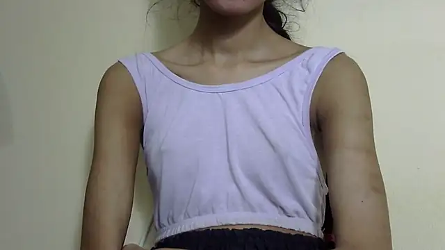 Chat XXX en directo de Anu_tiny