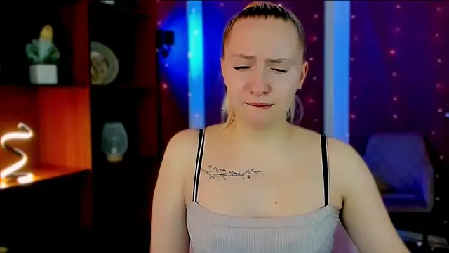 mila_glow1 live XXX chat