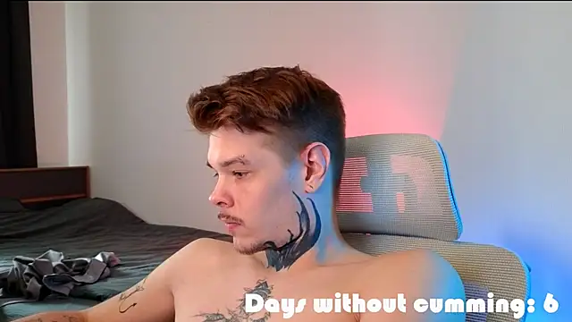 DENIS_HERE 即時 XXX 聊天