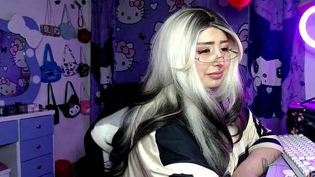 lussyevans24 Chat XXX in diretta